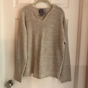 Territory Ahead XL tans/cream sweater.EC